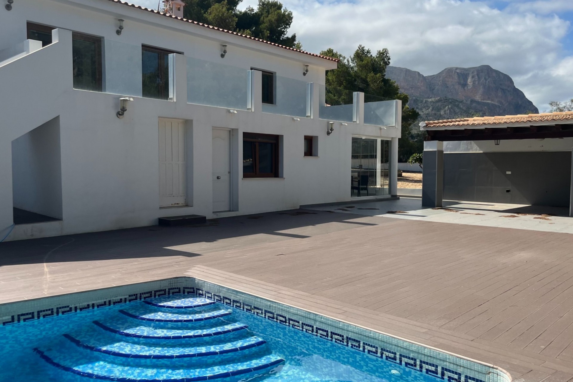 Herverkoop - Villa -
La Nucía