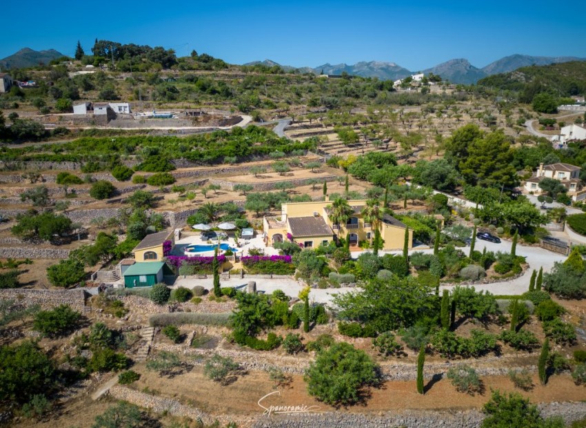 Herverkoop - Villa -
Lliber