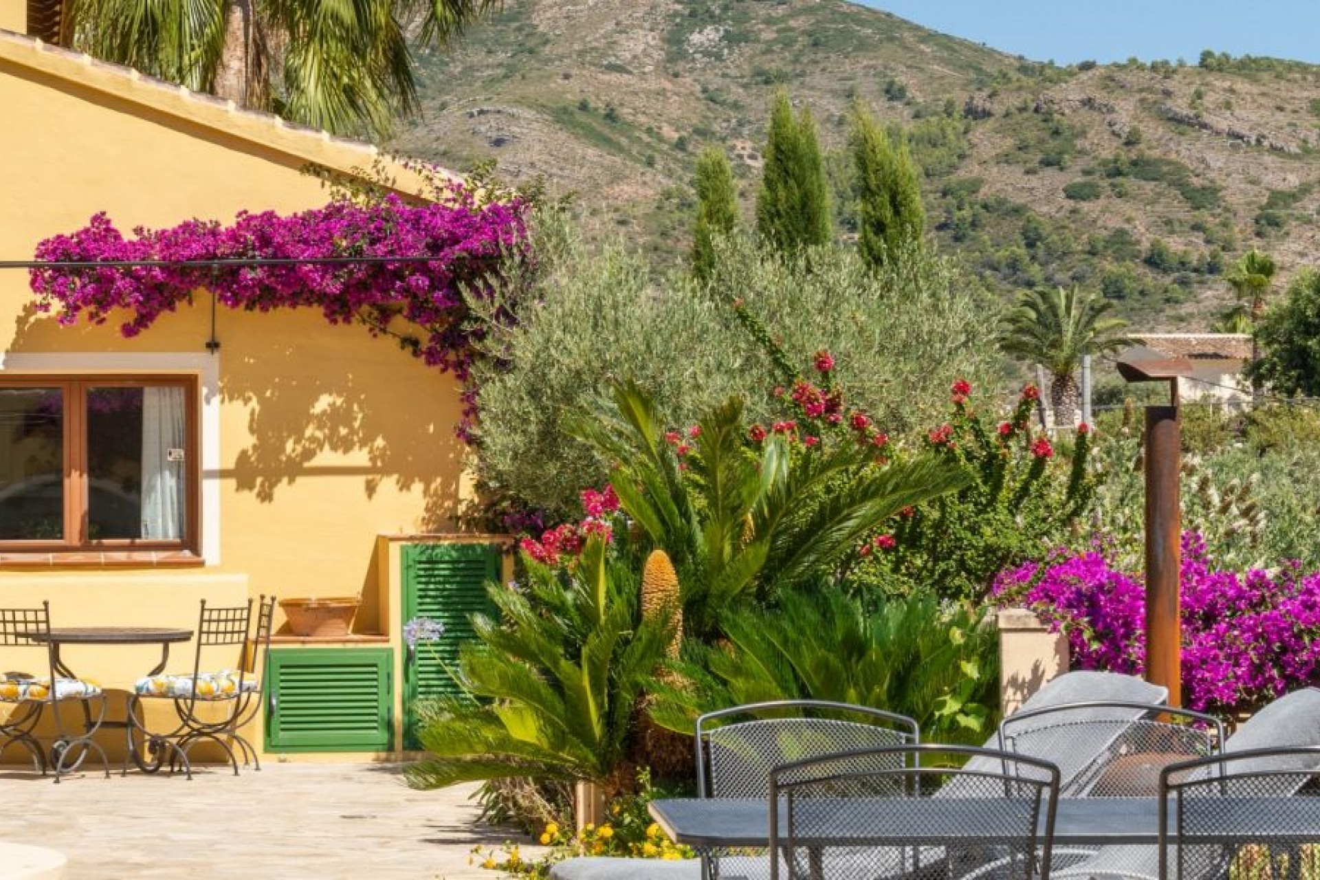 Herverkoop - Villa -
Lliber