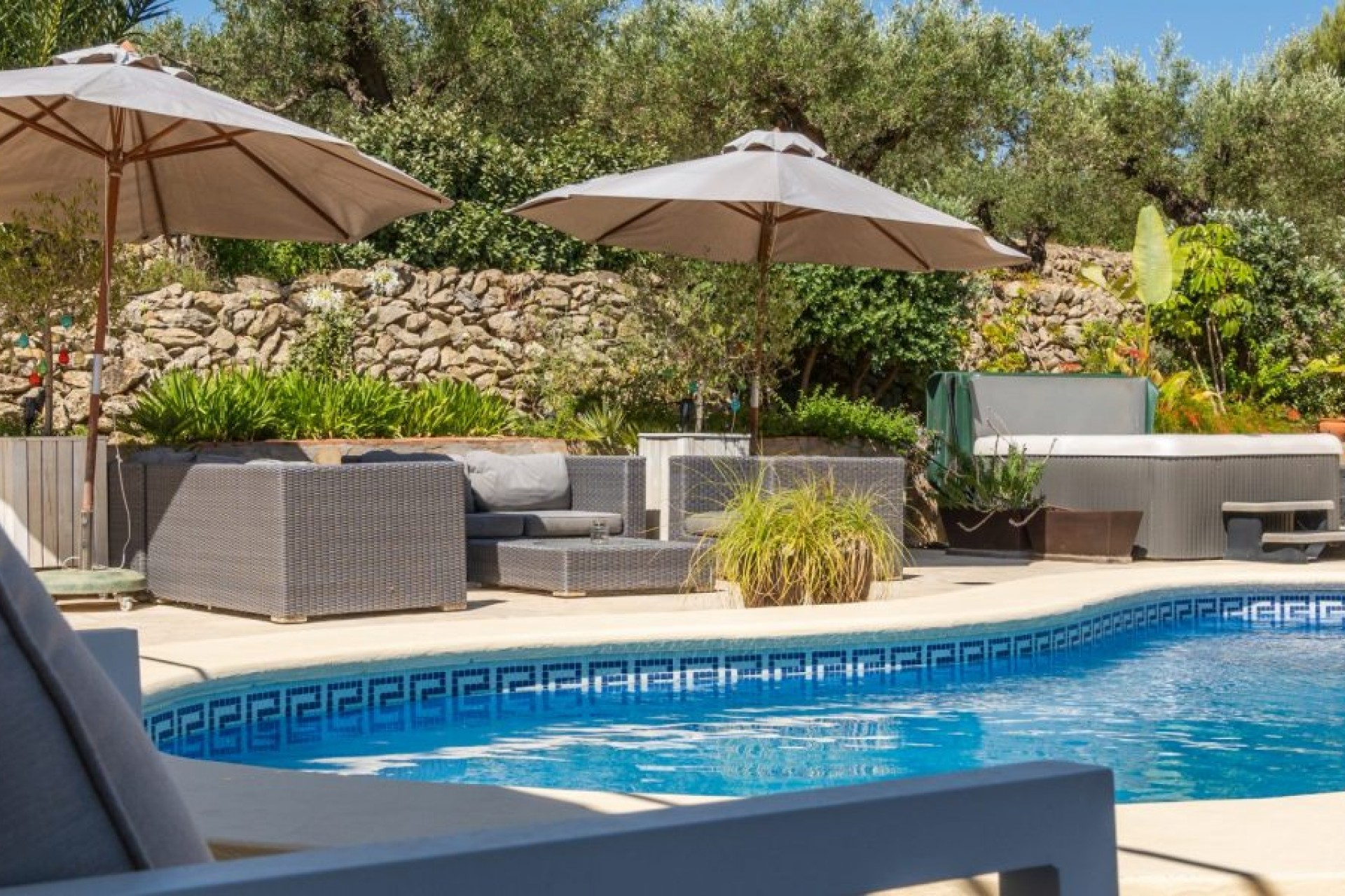 Herverkoop - Villa -
Lliber