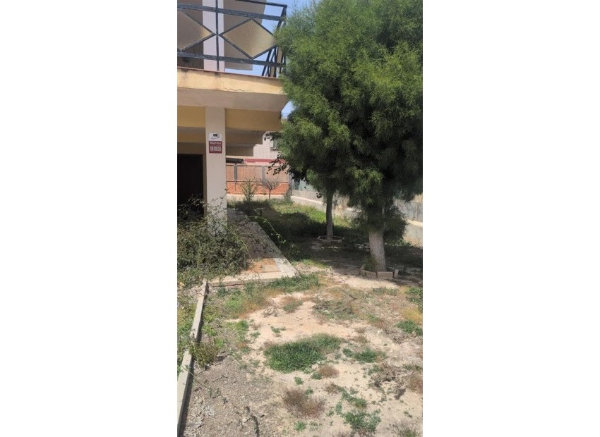 Herverkoop - Villa -
Los Alcazares