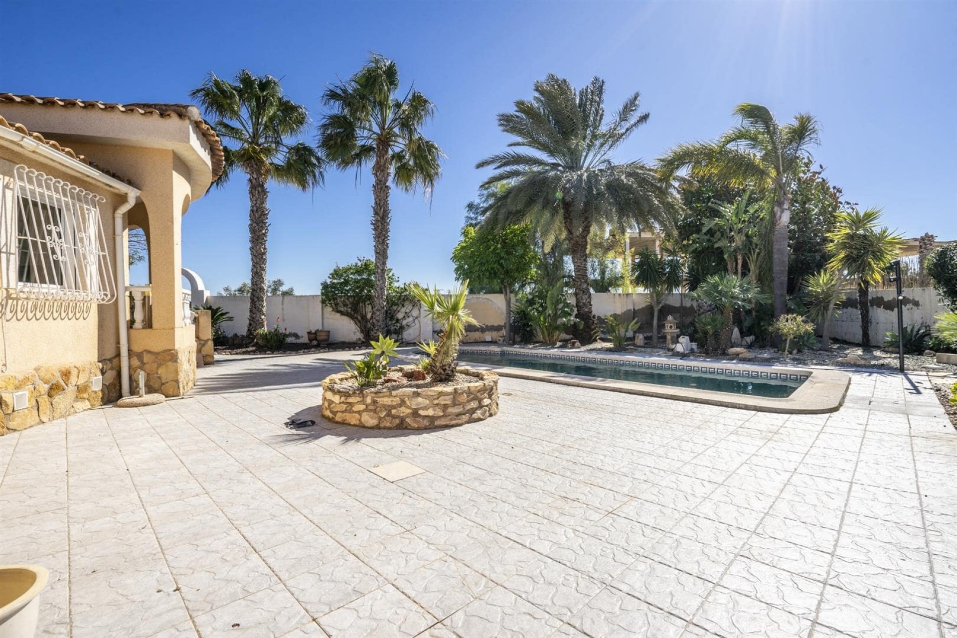Herverkoop - Villa -
Los Molinos - Murcia