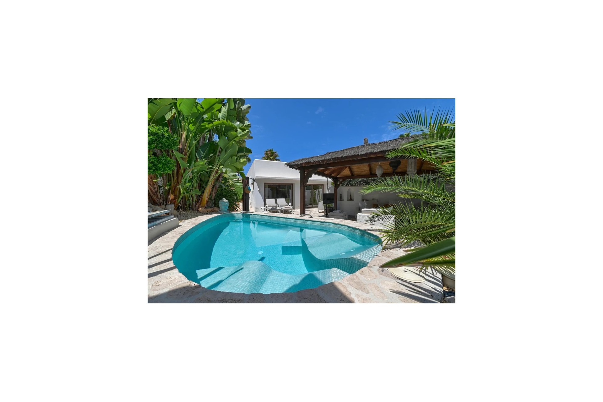 Herverkoop - Villa -
Moraira - Benimeit - Tabaira