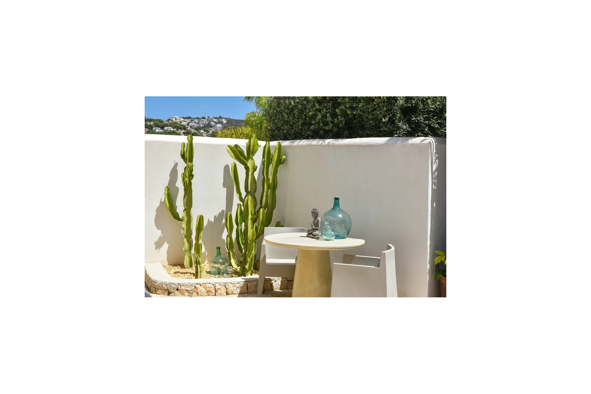 Herverkoop - Villa -
Moraira - Benimeit - Tabaira