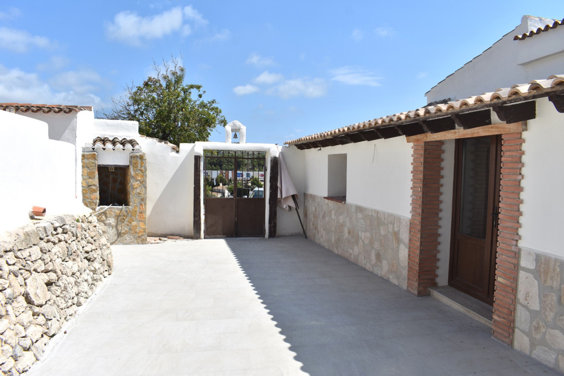 Herverkoop - Villa -
Moraira - Benimeit - Tabaira