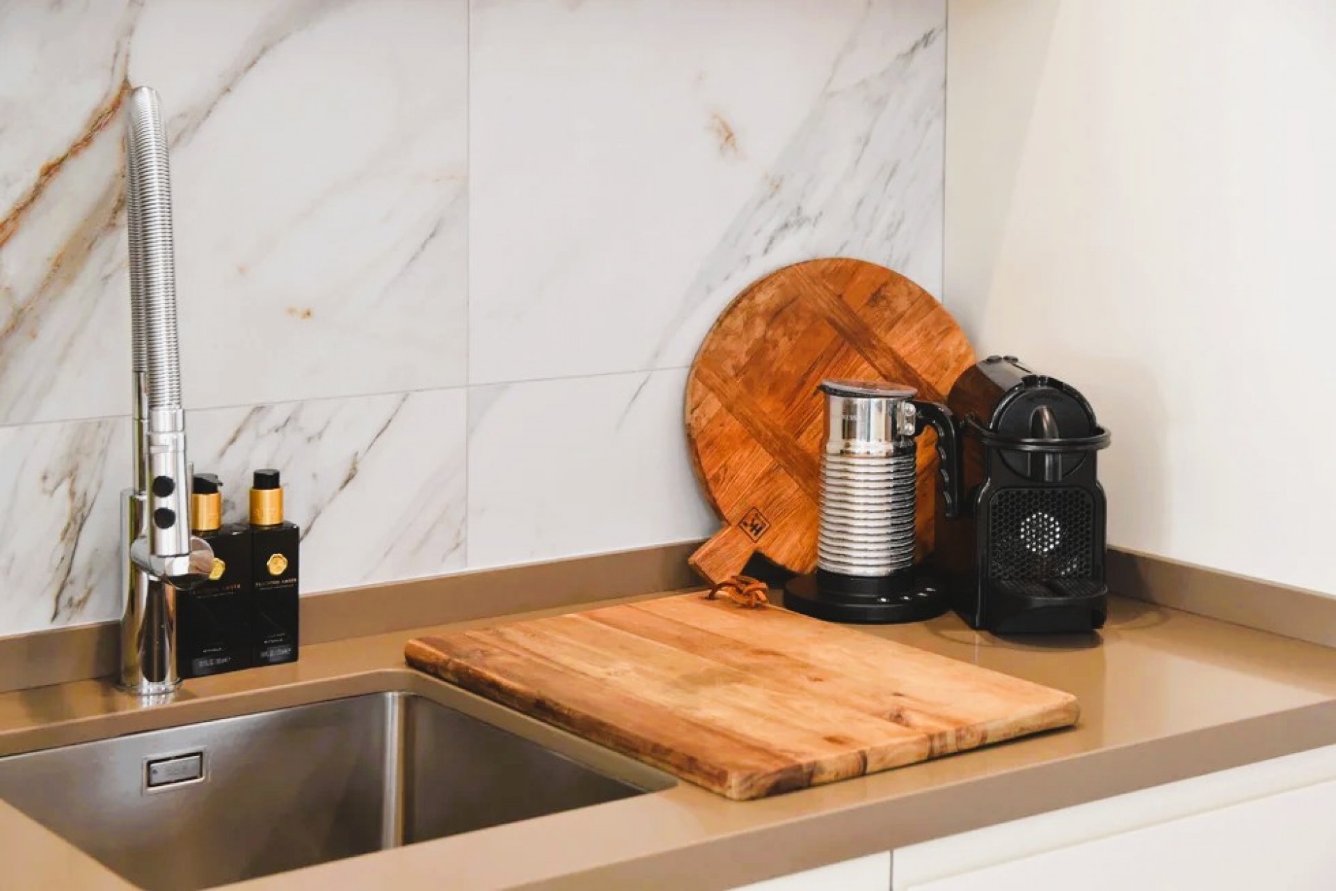 Herverkoop - Villa -
Moraira - Benimeit - Tabaira