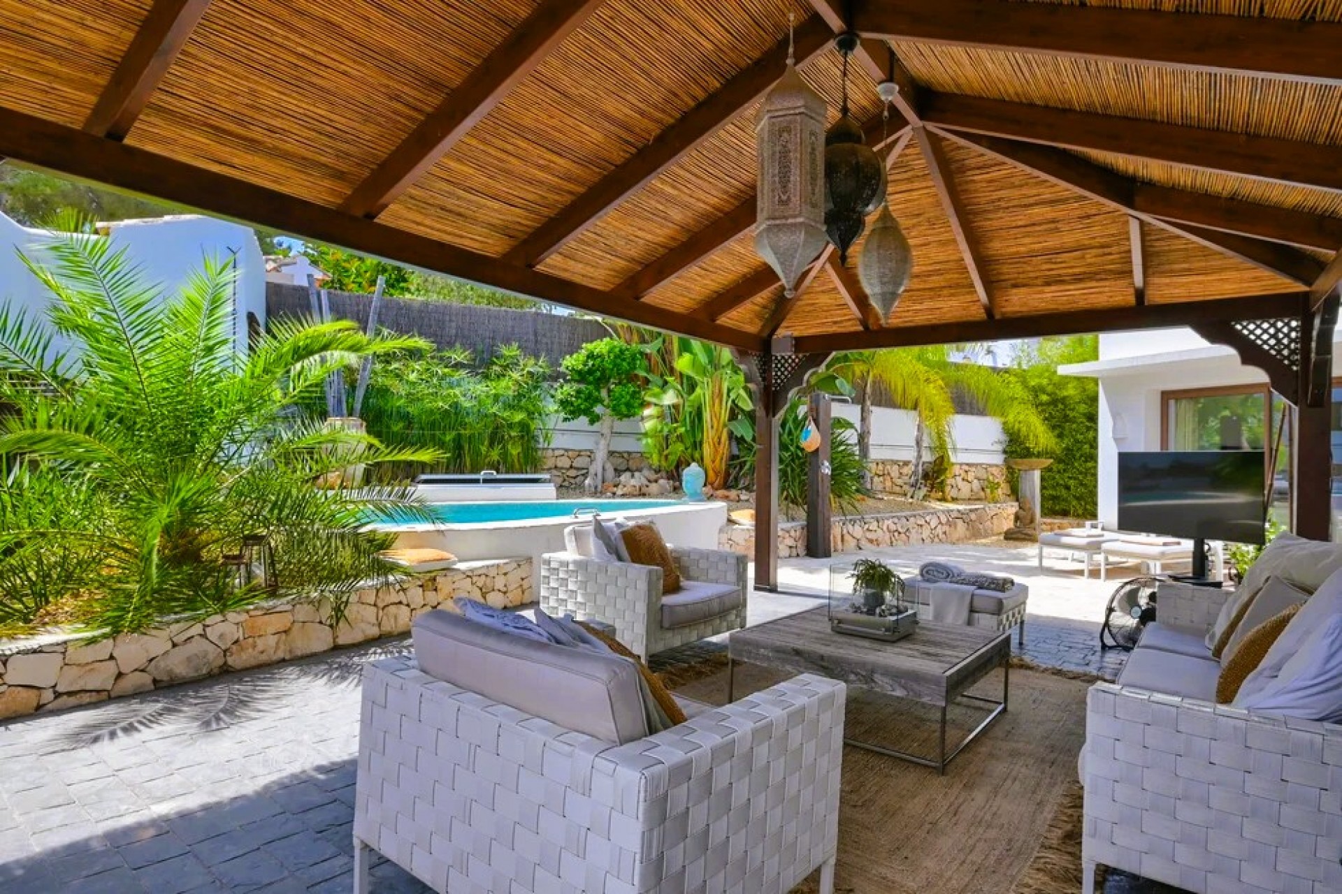 Herverkoop - Villa -
Moraira - Benimeit - Tabaira