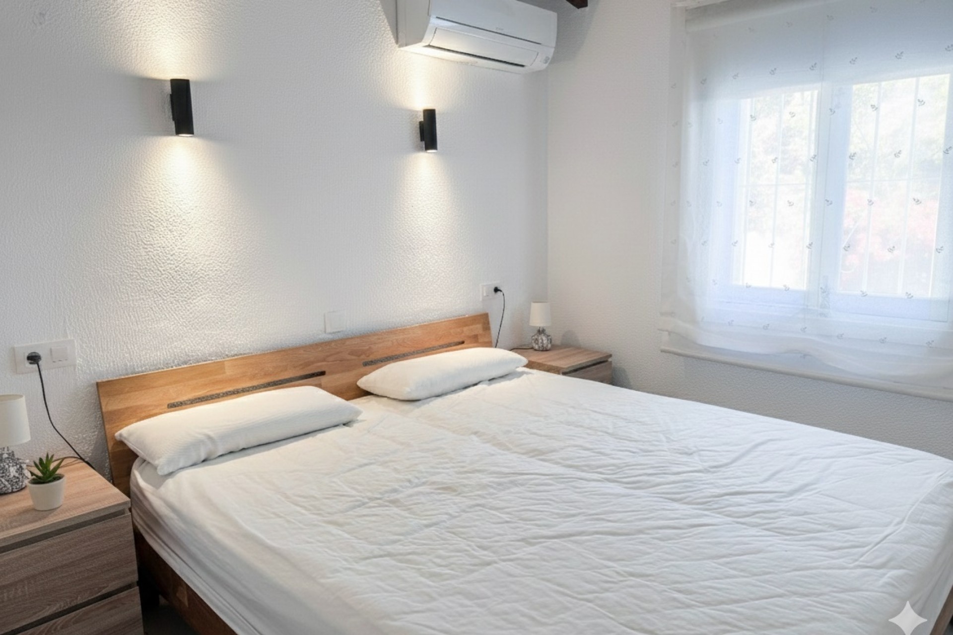 Herverkoop - Villa -
Moraira - Benimeit - Tabaira