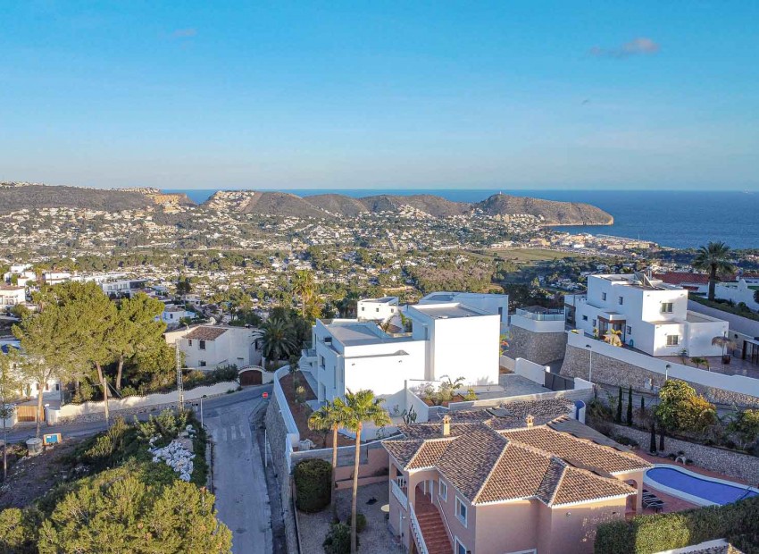 Herverkoop - Villa -
Moraira - Benimeit