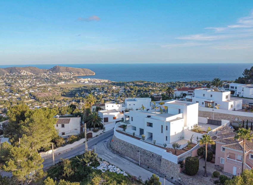 Herverkoop - Villa -
Moraira - Benimeit