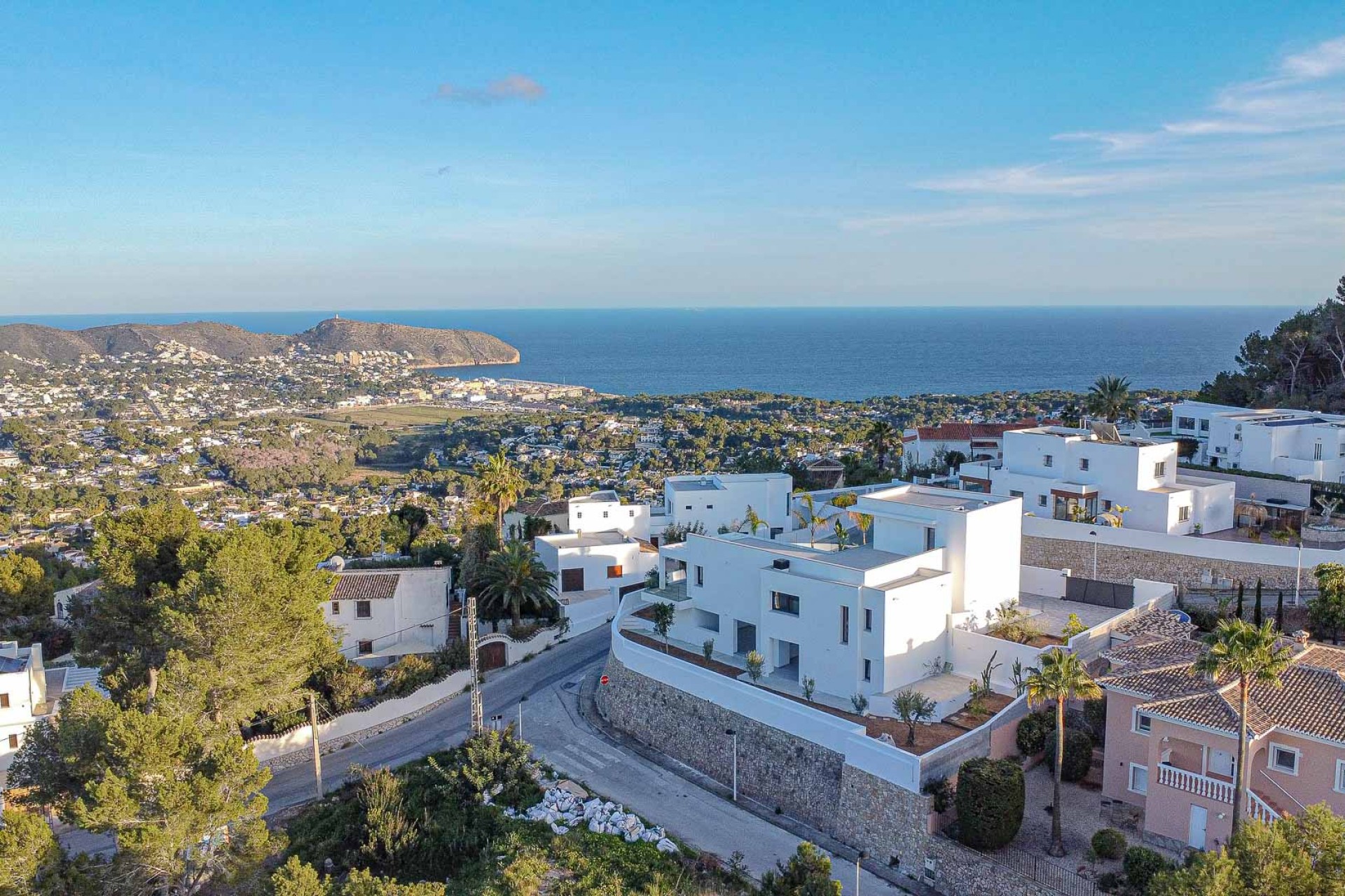 Herverkoop - Villa -
Moraira - Benimeit