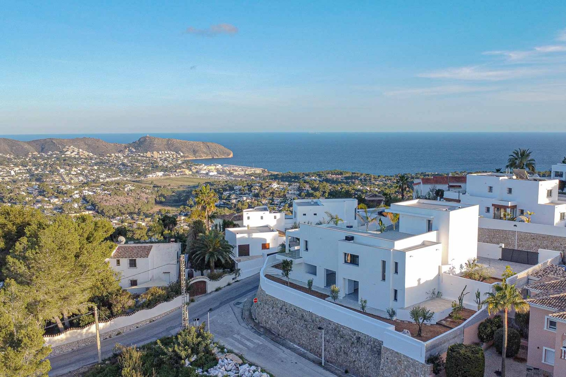 Herverkoop - Villa -
Moraira - Benimeit