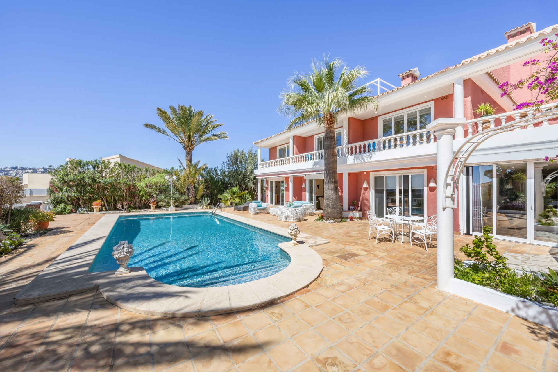 Herverkoop - Villa -
Moraira - El Portet - Pla de Mar