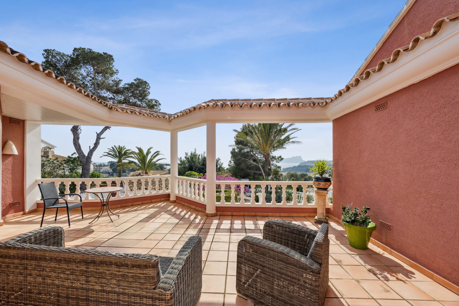 Herverkoop - Villa -
Moraira - El Portet - Pla de Mar
