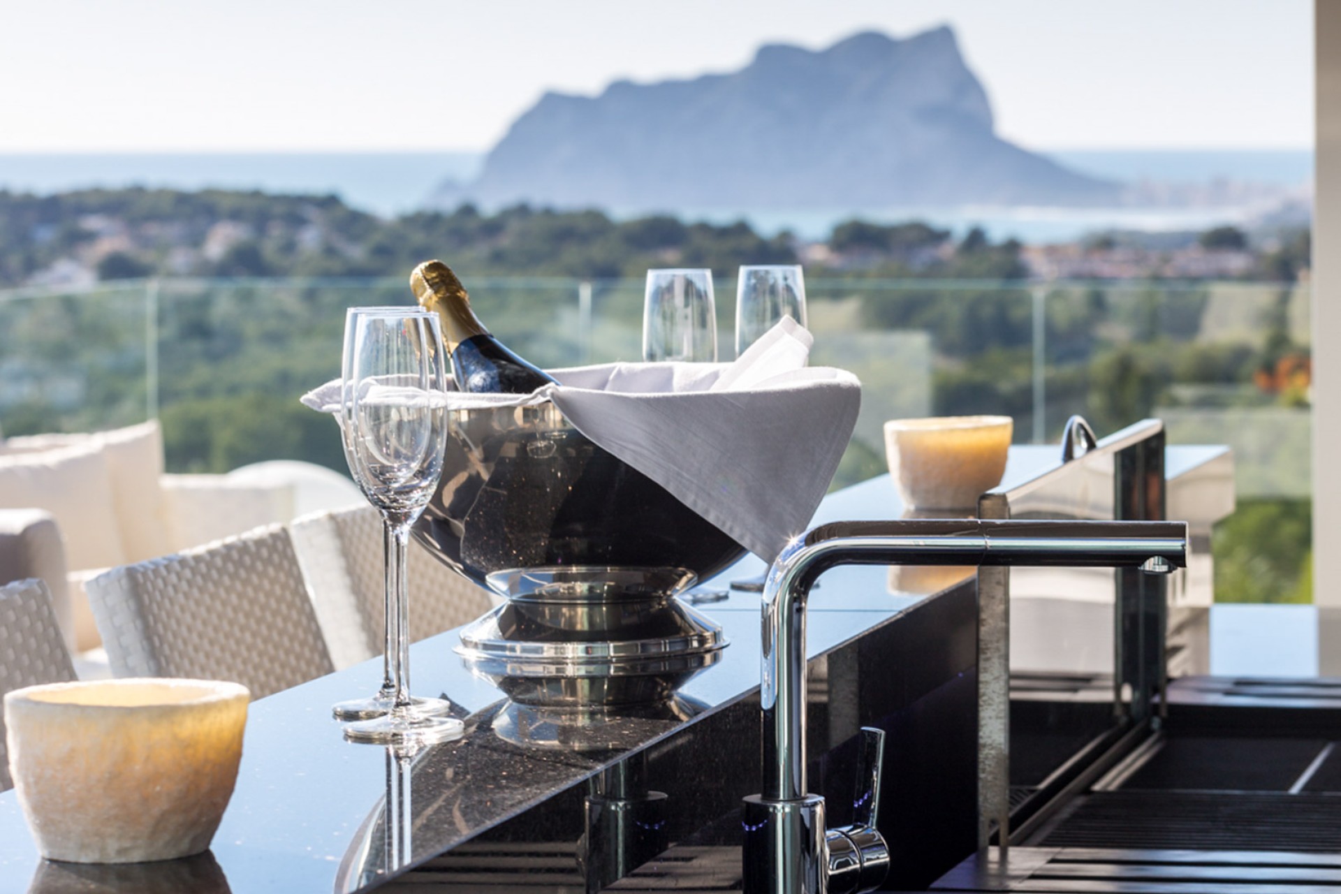 Herverkoop - Villa -
Moraira - El Tesoro