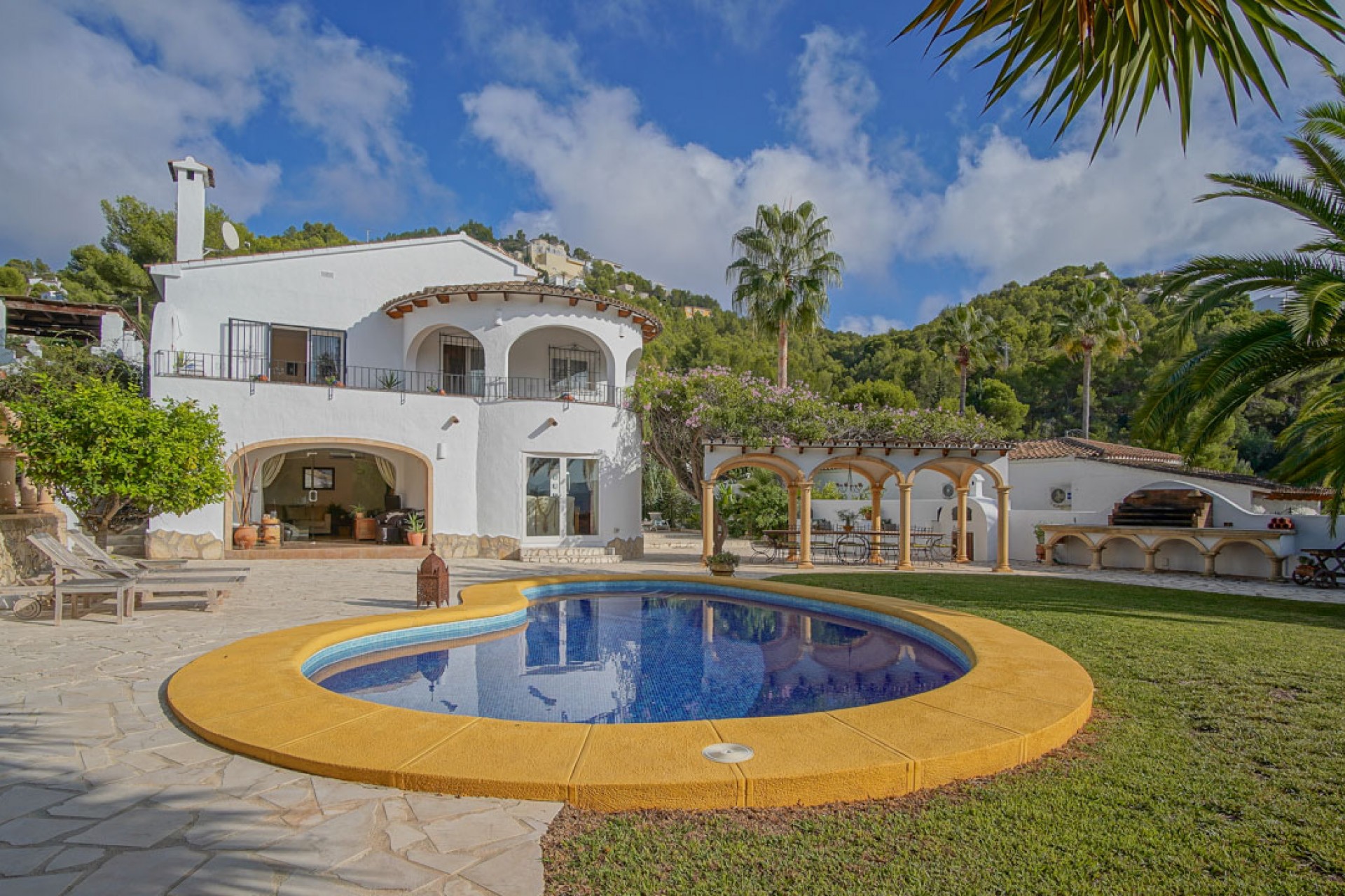 Herverkoop - Villa -
Moraira - Paichi