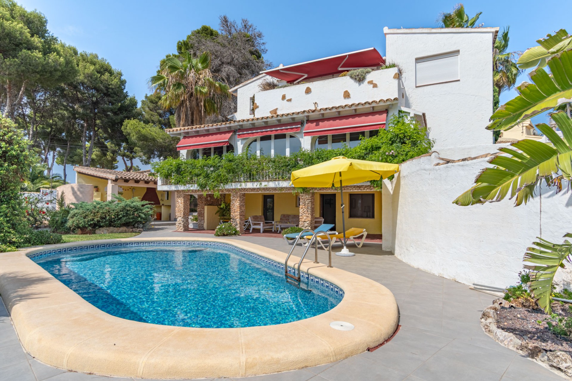 Herverkoop - Villa -
Moraira - Pla del Mar