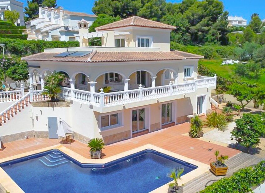 Herverkoop - Villa -
Moraira - Sabatera