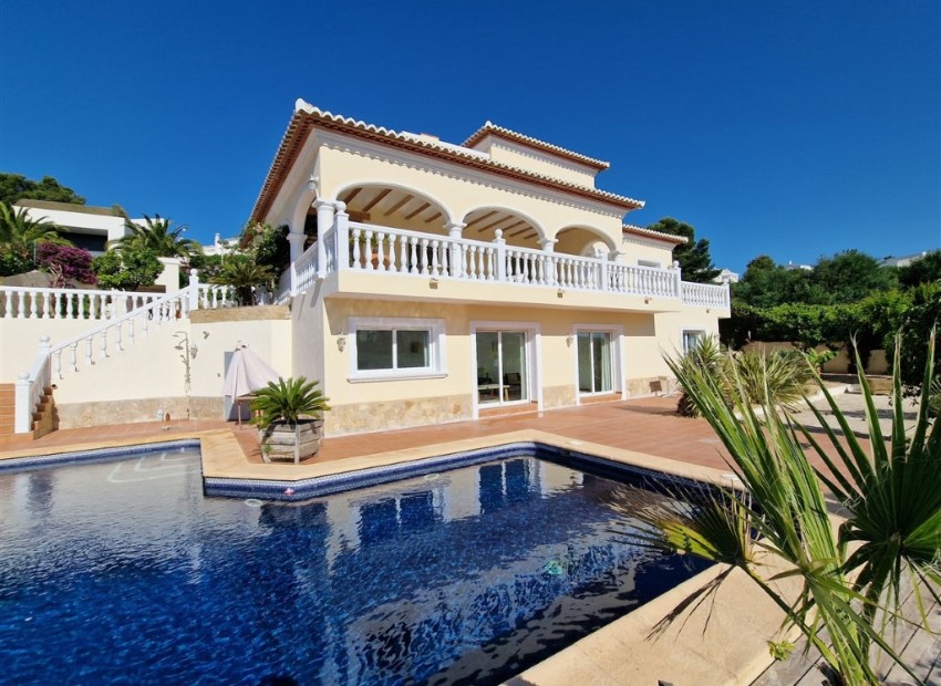 Herverkoop - Villa -
Moraira - Sabatera