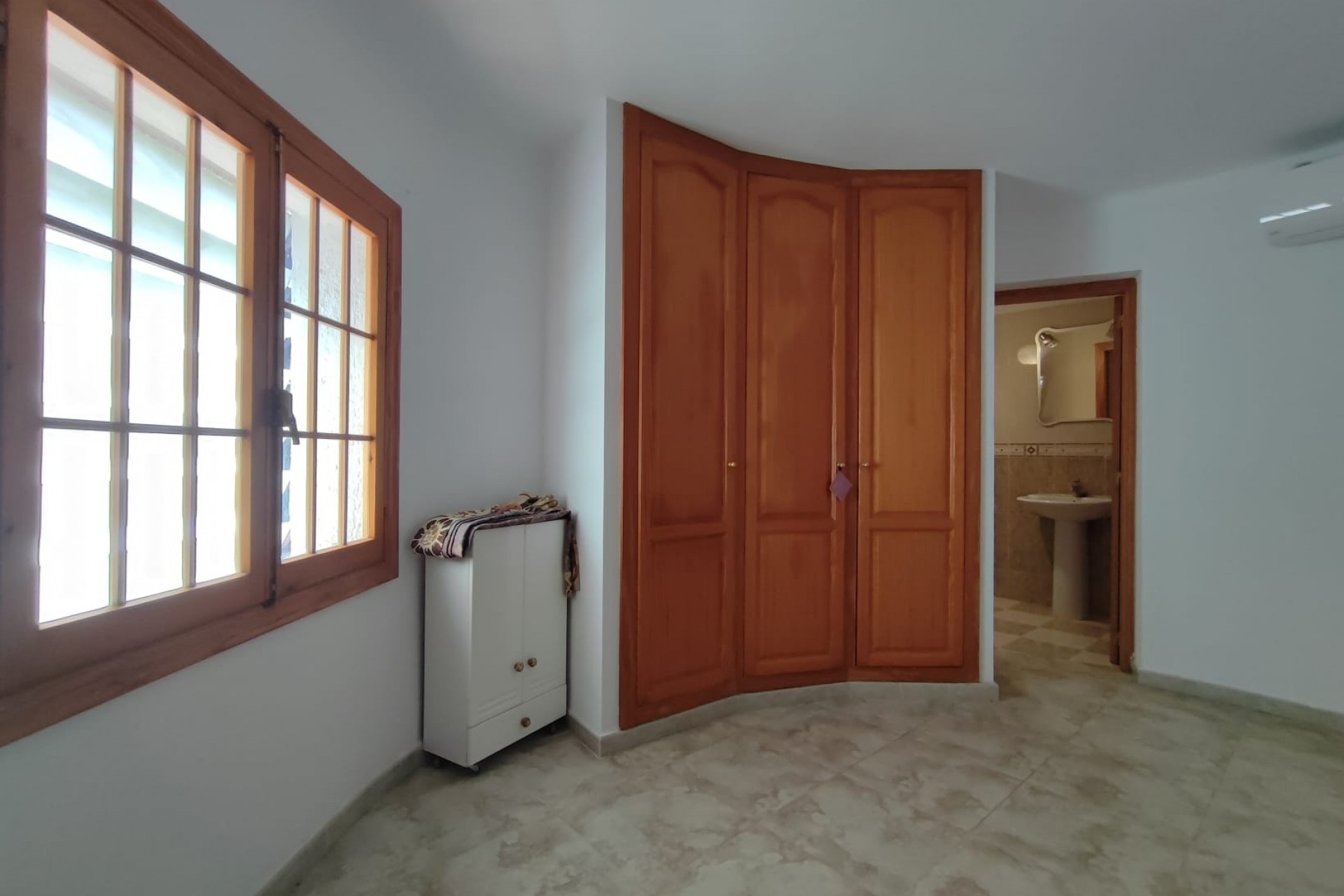 Herverkoop - Villa -
Orba