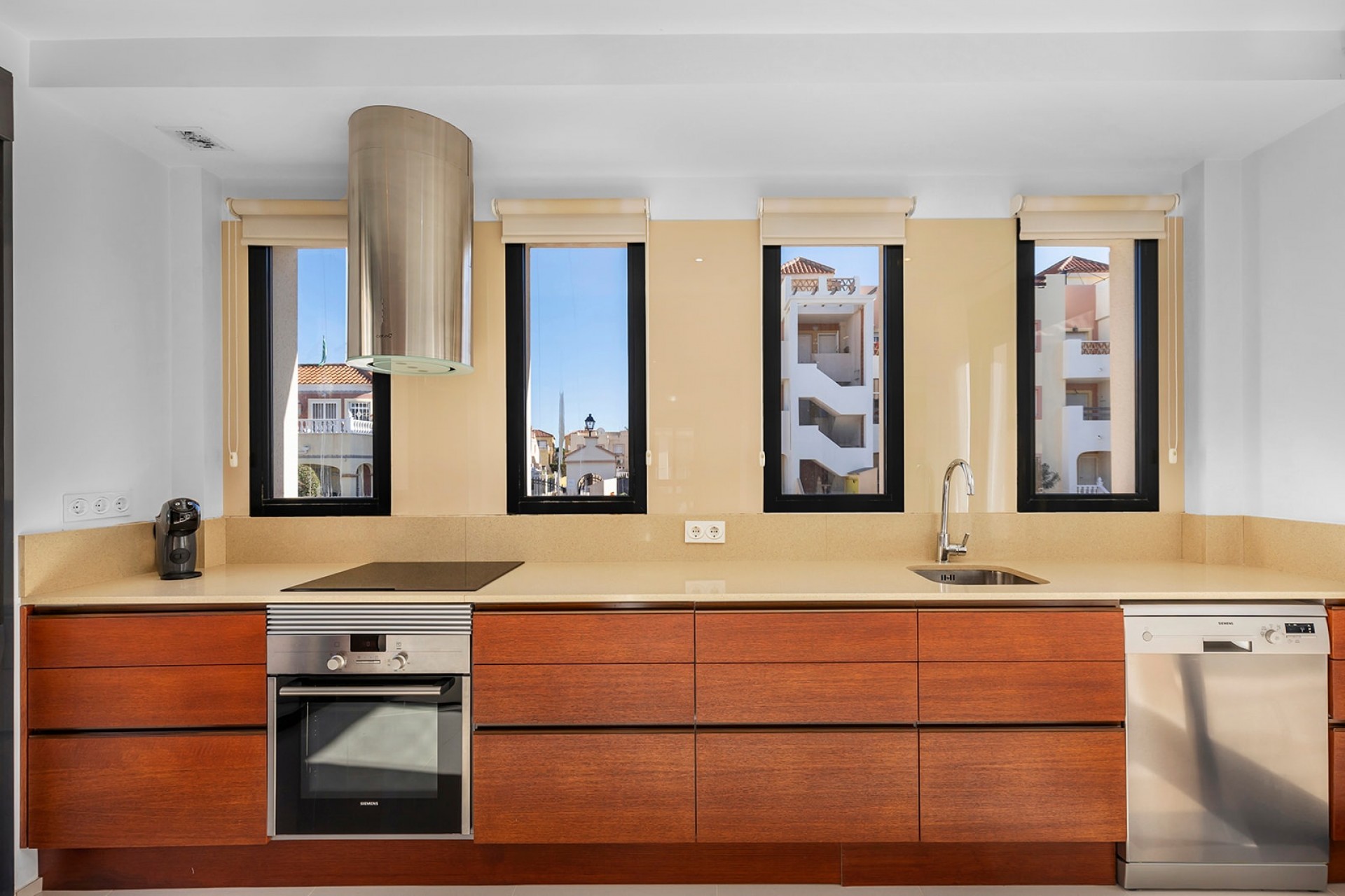 Herverkoop - Villa -
Orihuela Costa - La Zenia