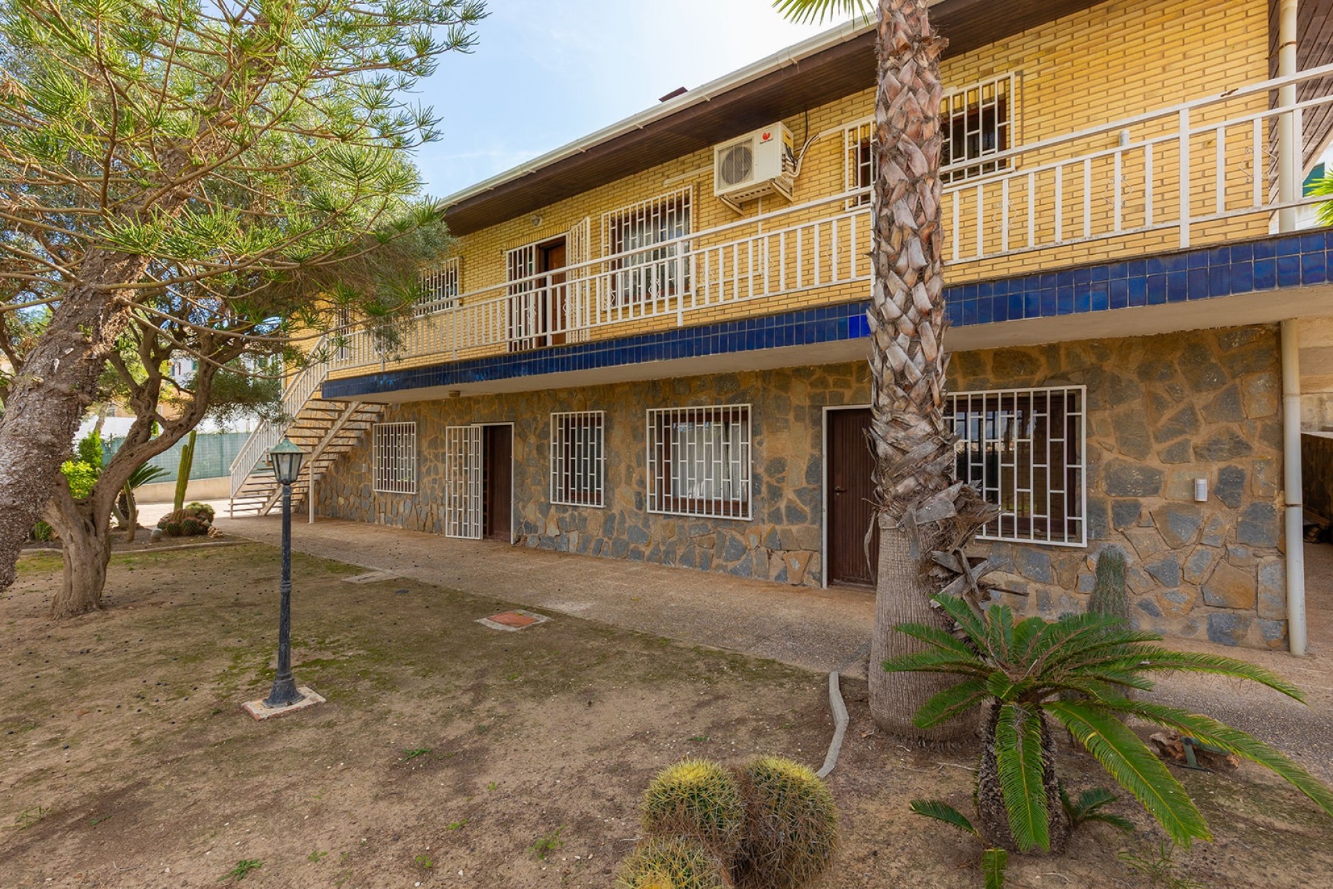Herverkoop - Villa -
Orihuela Costa - Las Filipinas