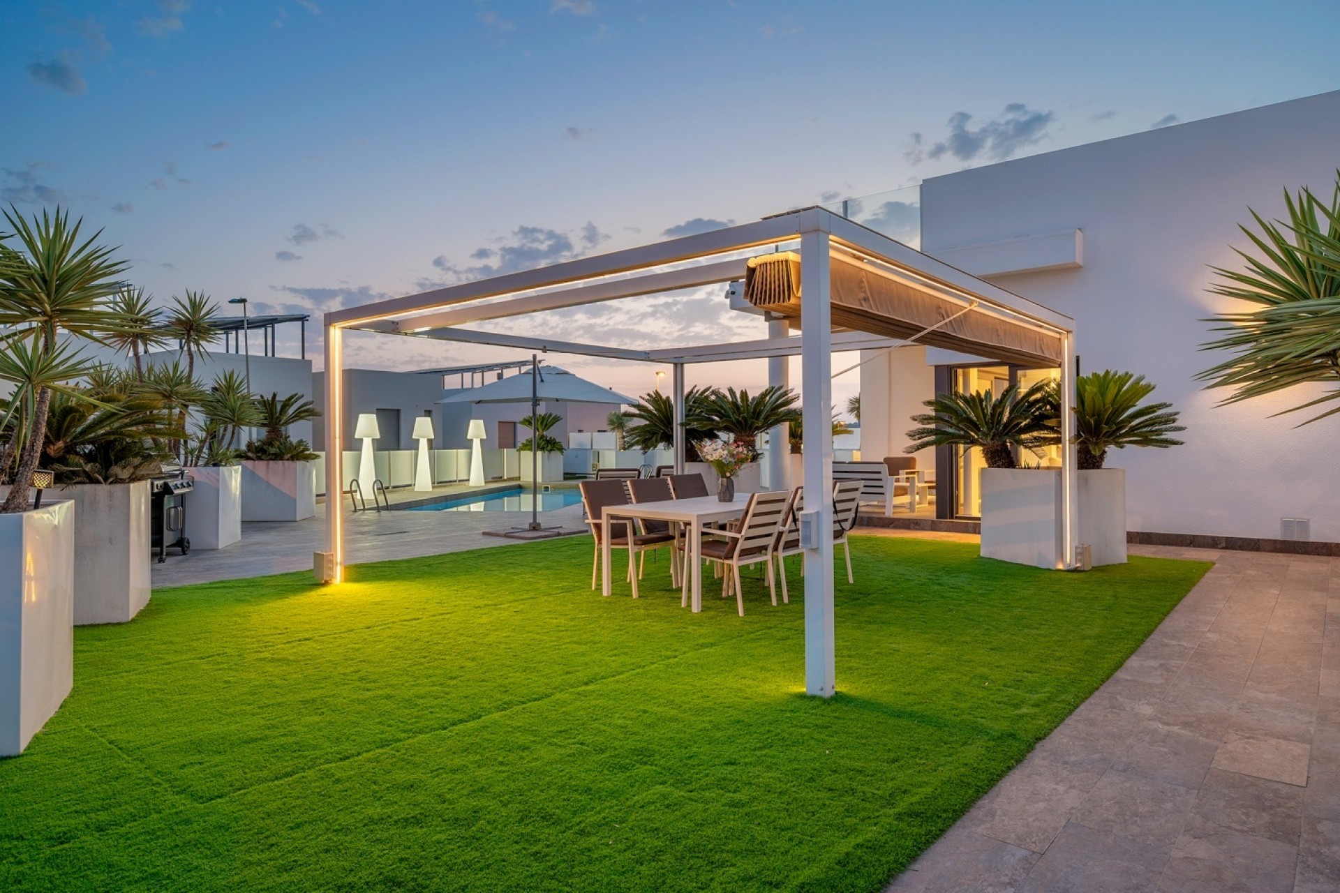 Herverkoop - Villa -
Orihuela Costa - Villamartín