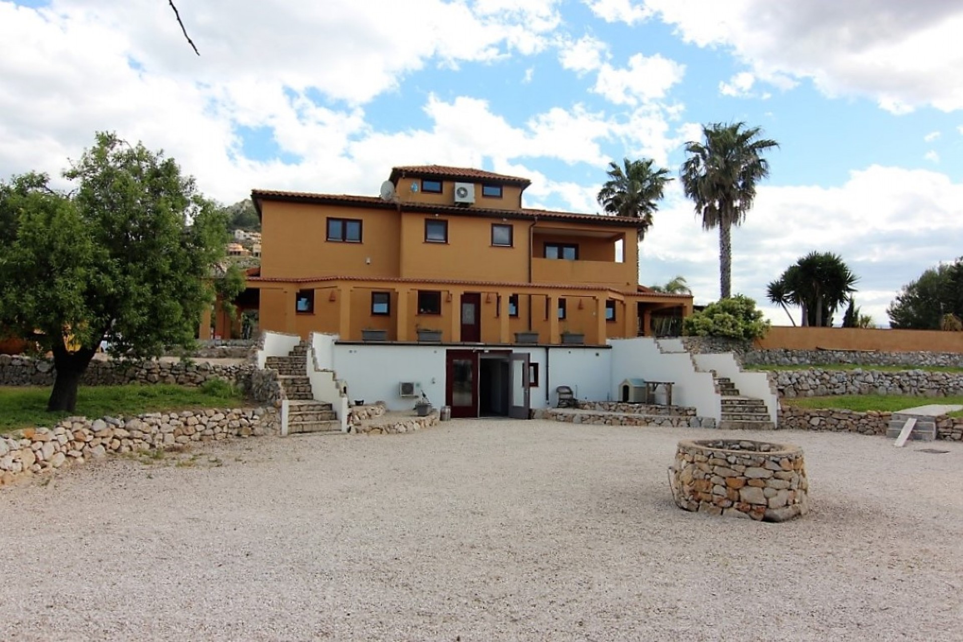 Herverkoop - Villa -
Pedreguer