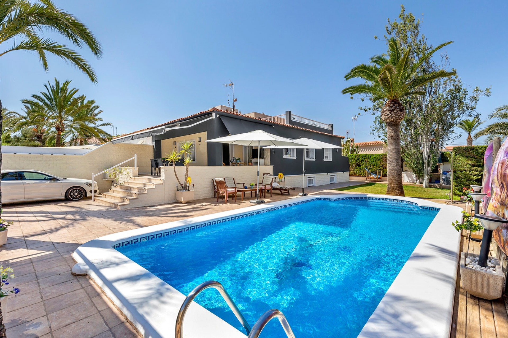 Herverkoop - Villa -
Torrevieja - Rocio del Mar