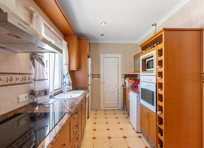 Herverkoop - Villa -
Torrevieja - Rocio del Mar