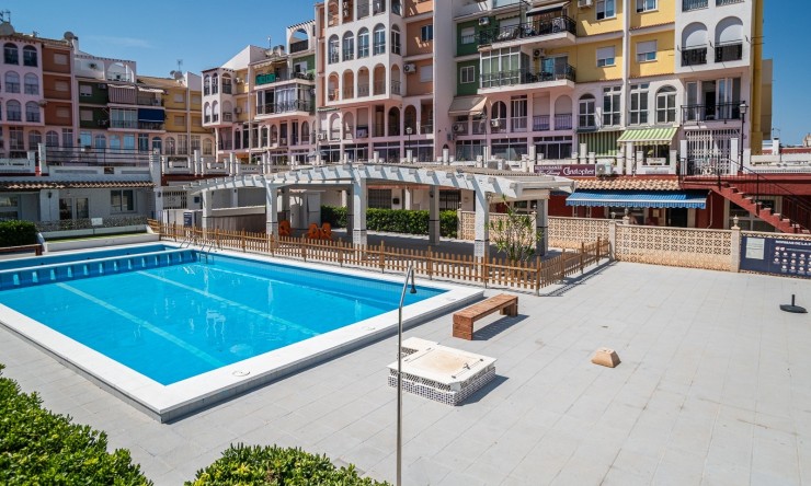 Komercyjne - Rynek Wtórny - TORREVIEJA - La Veleta