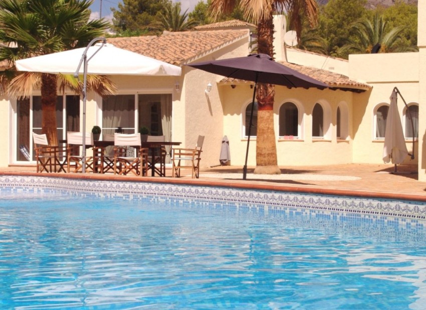 Kurzzeit-Vermietung - Villa -
Altea la Vella