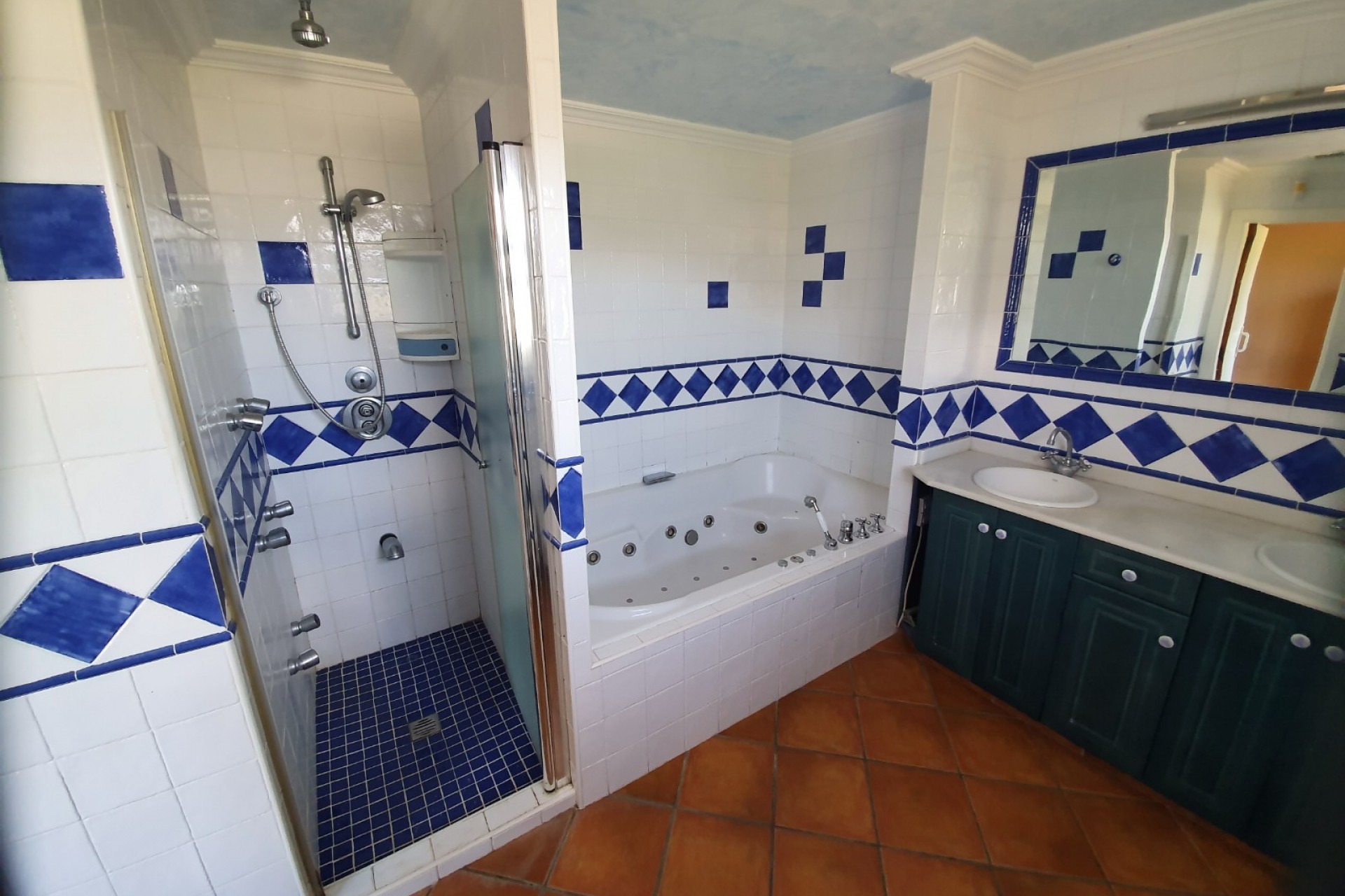 Langfristige Vermietung - Villa -
Callosa De Ensarrià