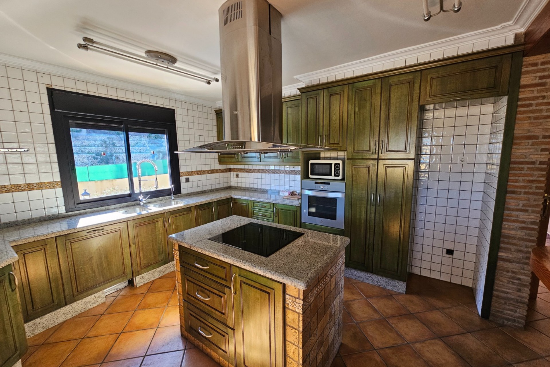 Langfristige Vermietung - Villa -
Callosa De Ensarrià