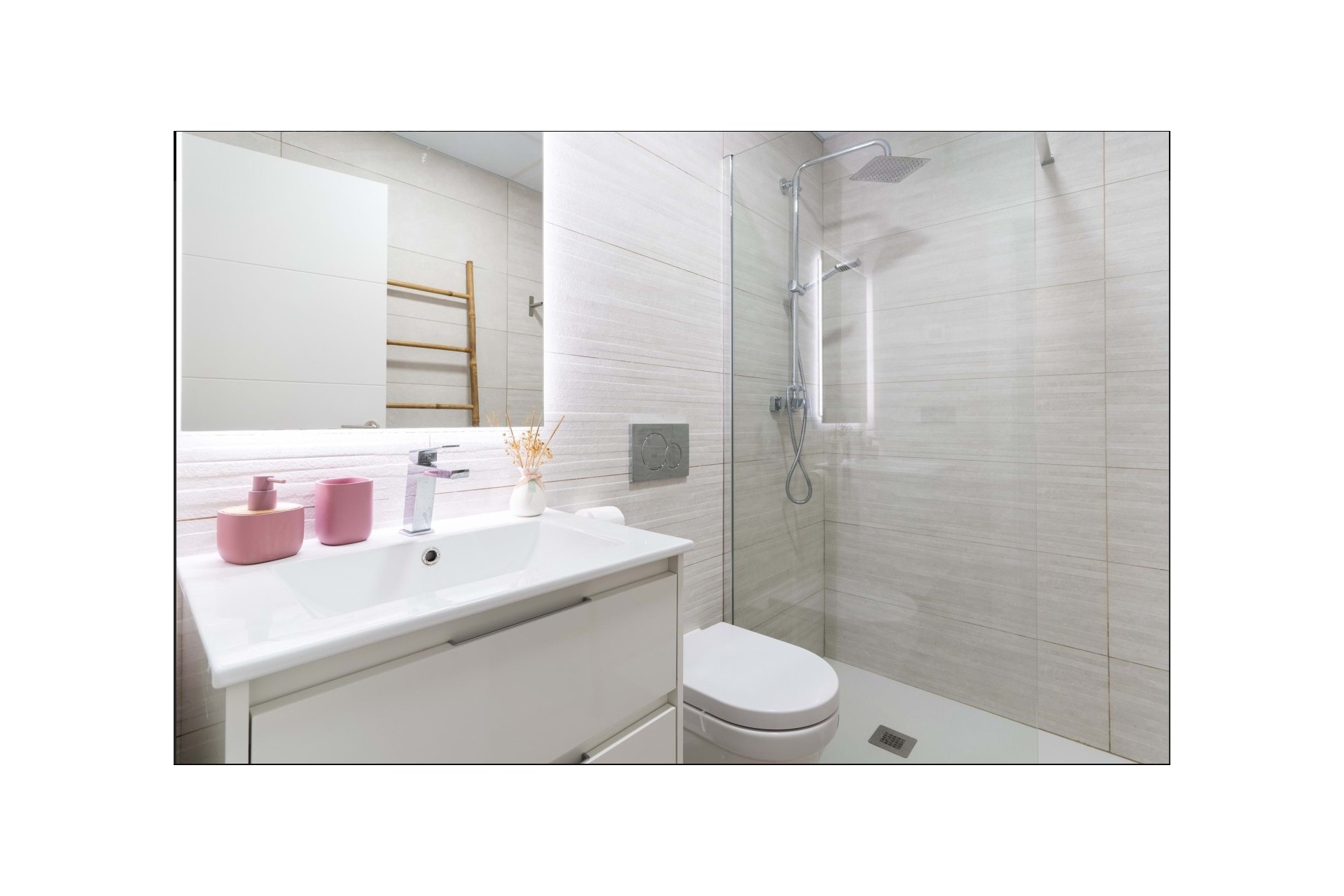 Langfristige Vermietung - Villa -
Finestrat