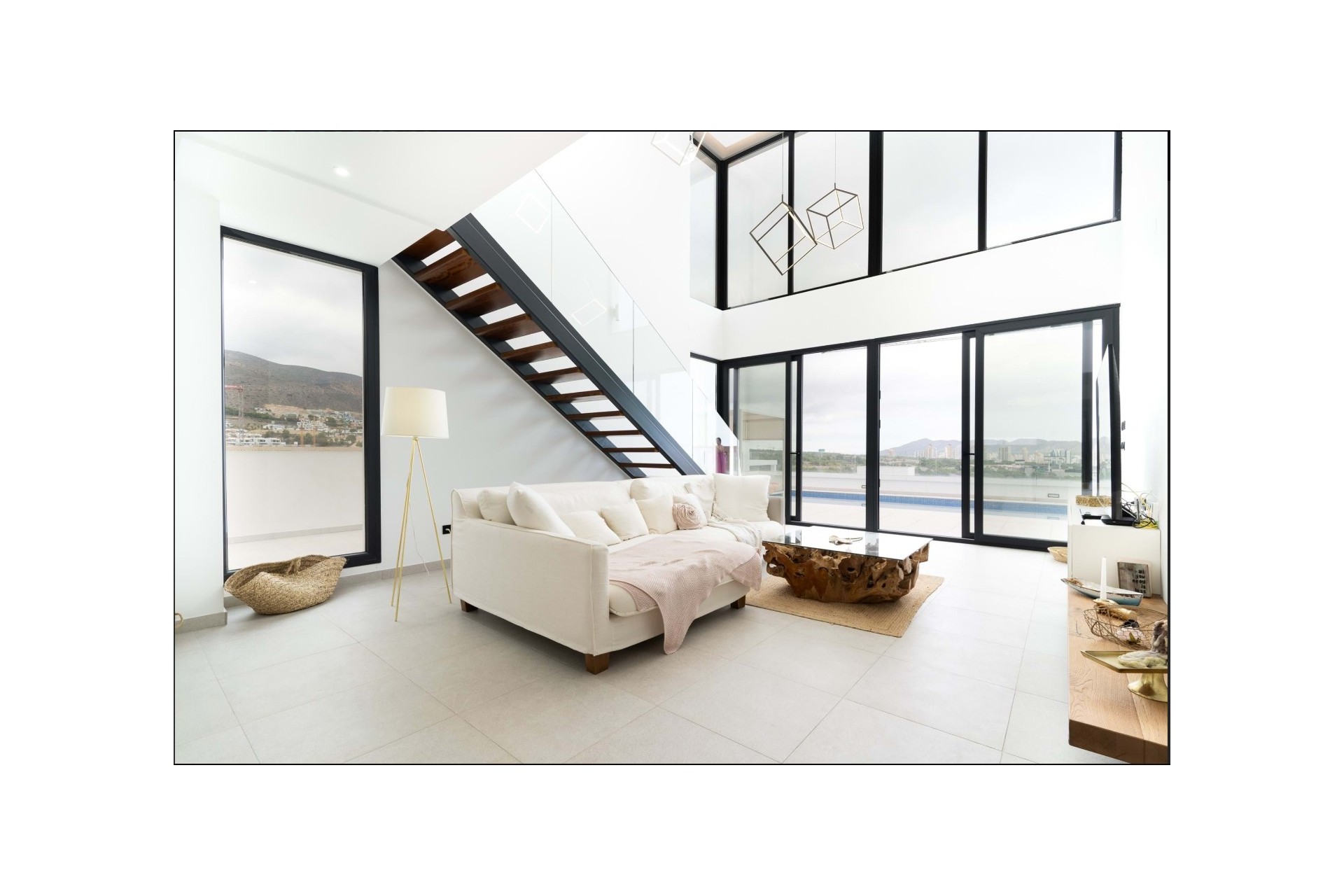 Langfristige Vermietung - Villa -
Finestrat