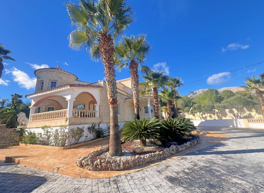 Langfristige Vermietung - Villa -
La Nucía