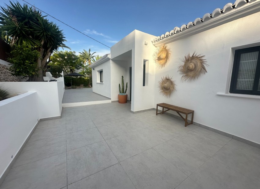 Location à court terme - Villa -
Jávea
