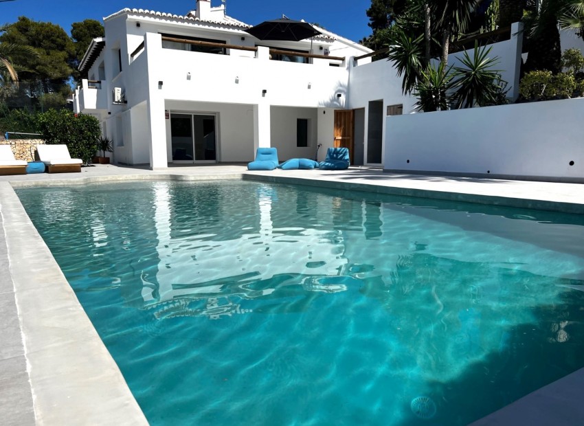 Location à court terme - Villa -
Jávea