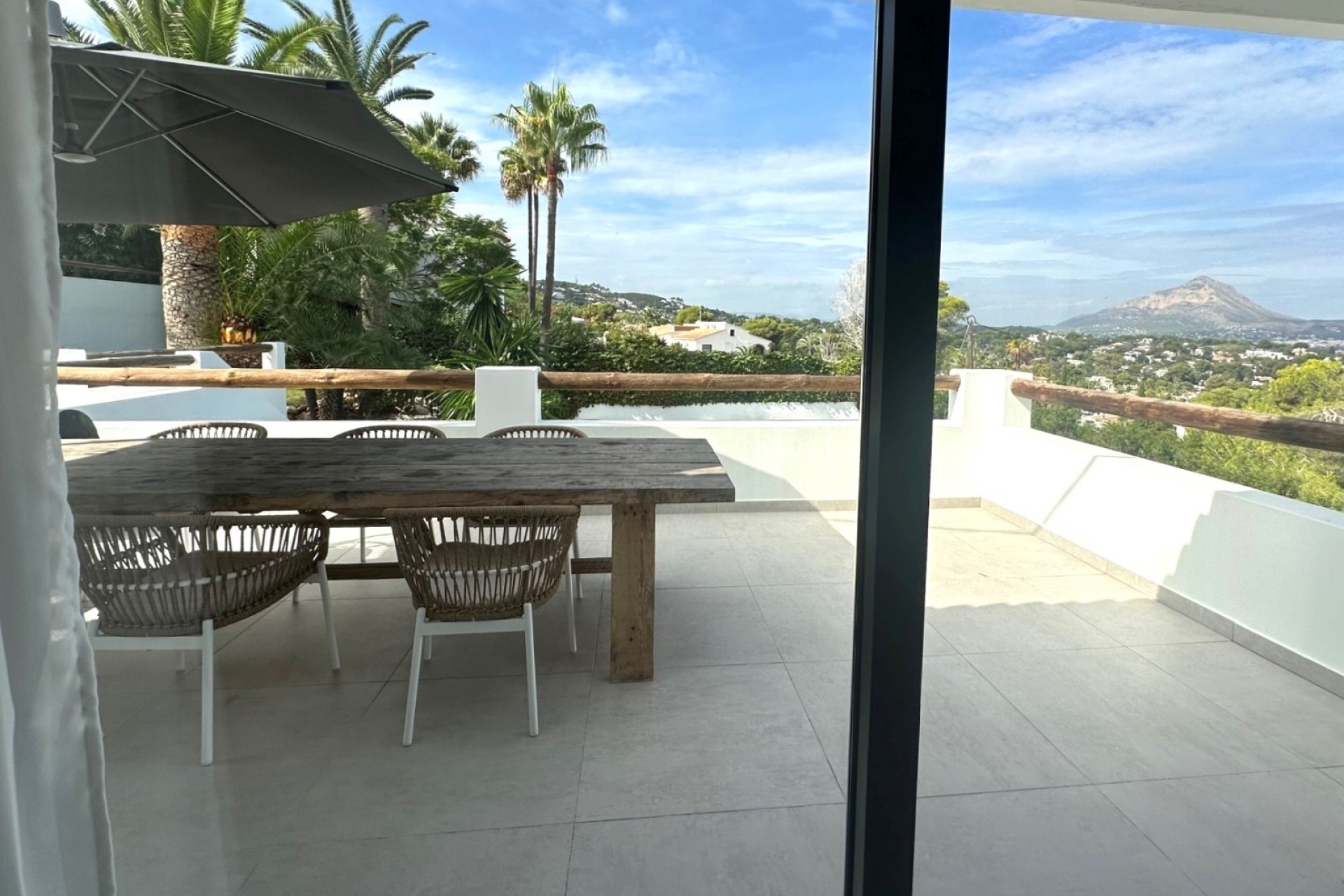 Location à court terme - Villa -
Jávea