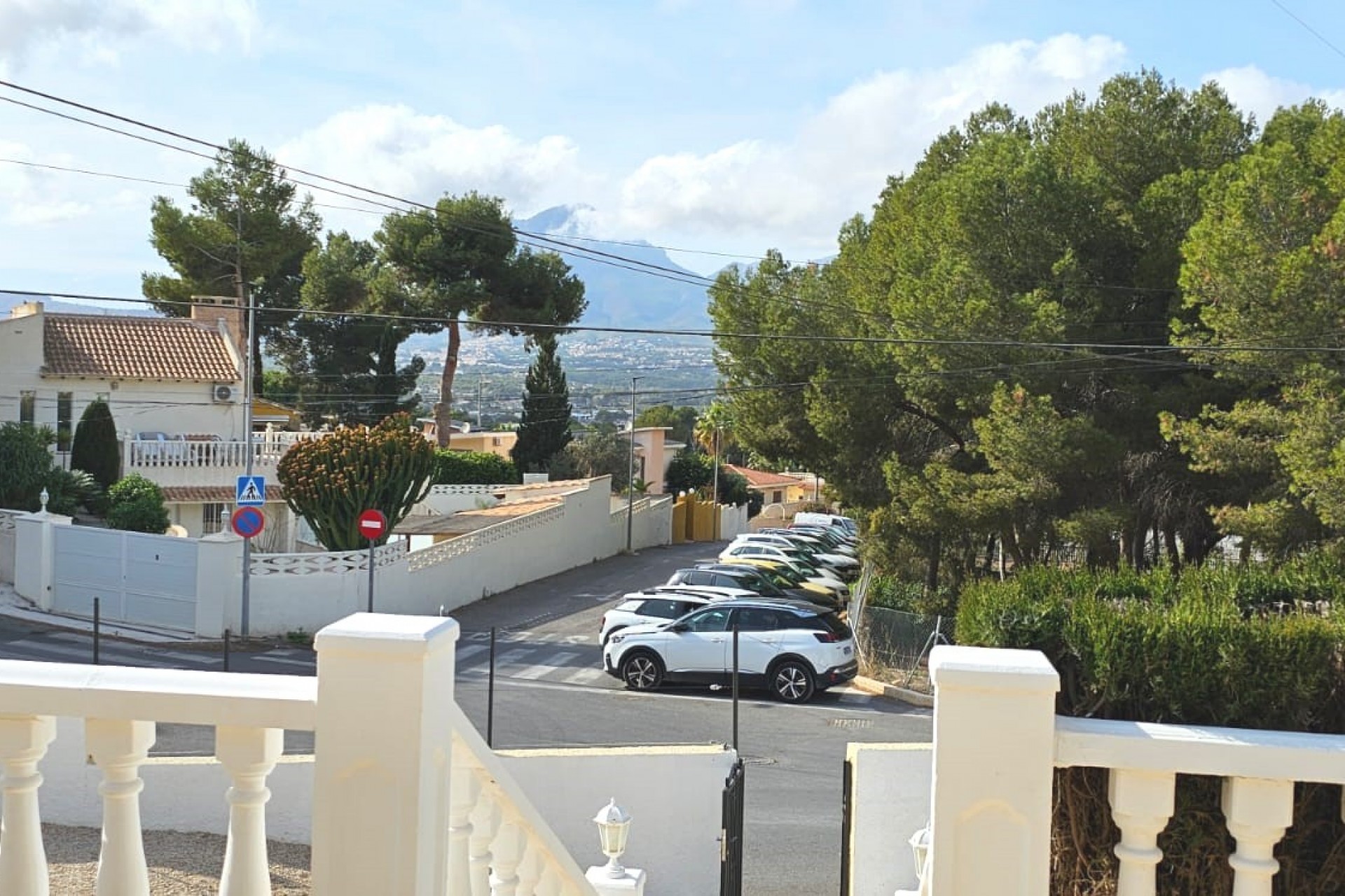 Long Term Rental - Villa -
Albir