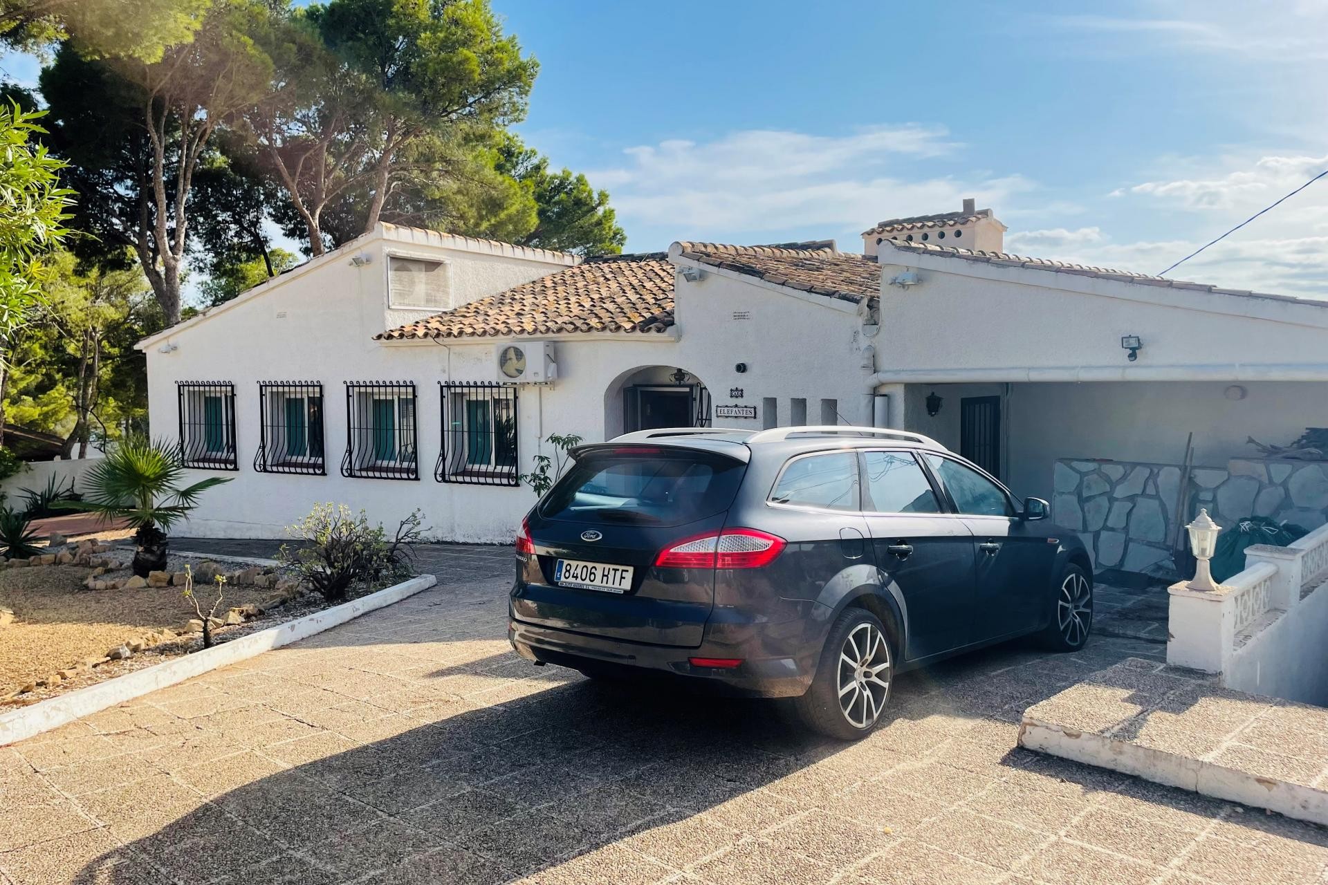 Long Term Rental - Villa -
Altea