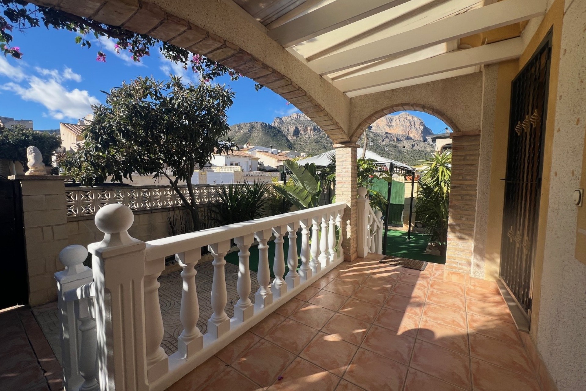 Long Term Rental - Villa -
Polop