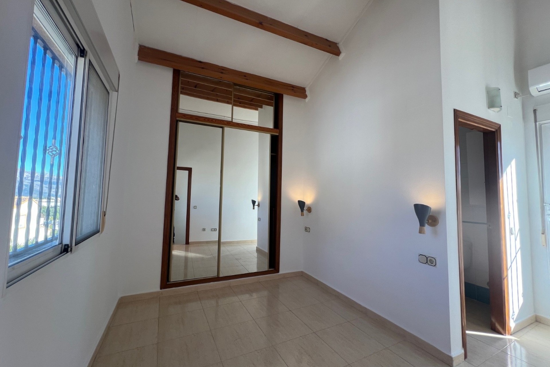 Long Term Rental - Villa -
Polop