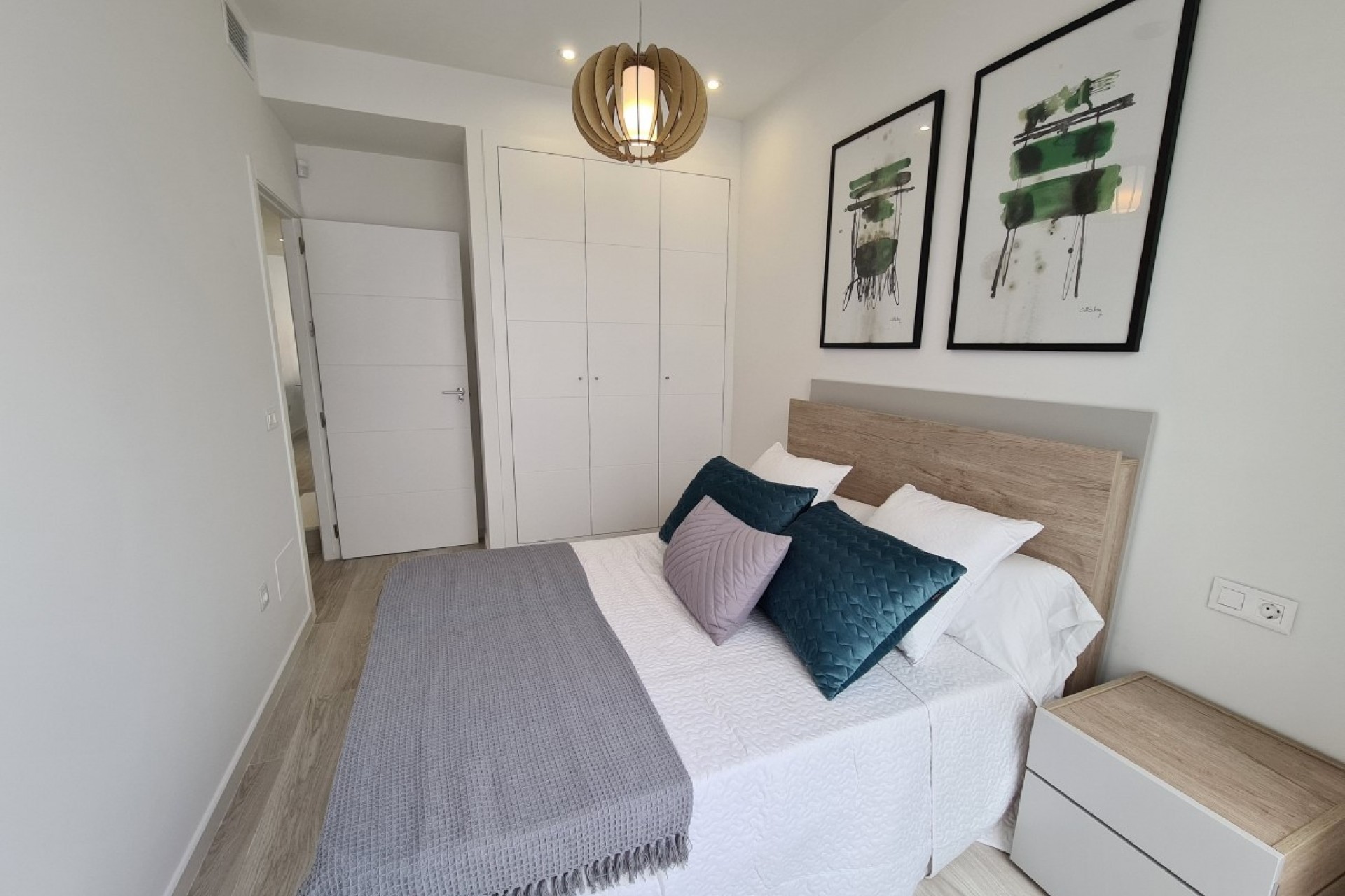 Neue Gebäude -  -
Avileses