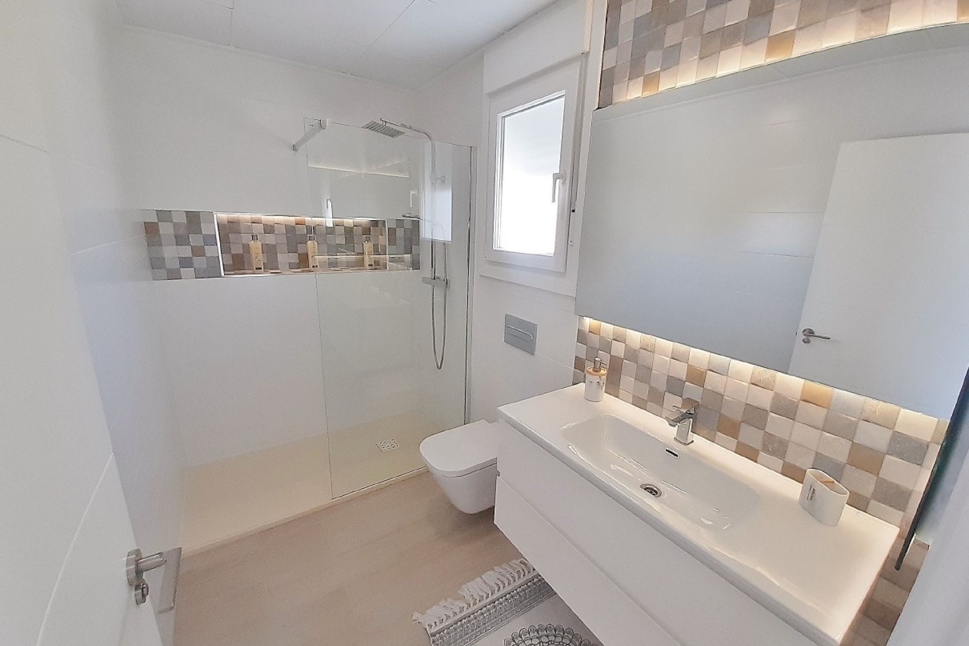 Neue Gebäude -  -
Avileses