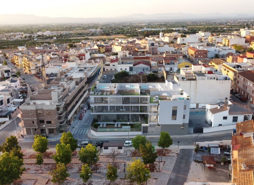 Neue Gebäude -  -
Benijofar