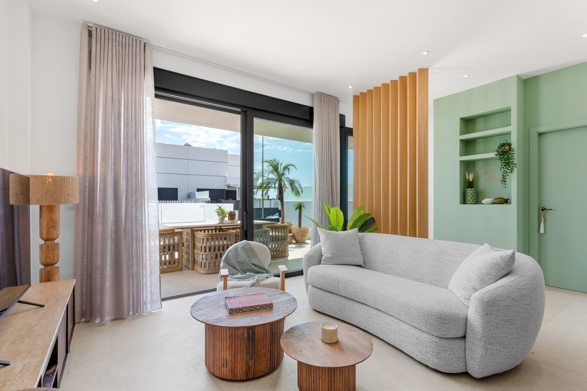Neue Gebäude -  -
Dolores