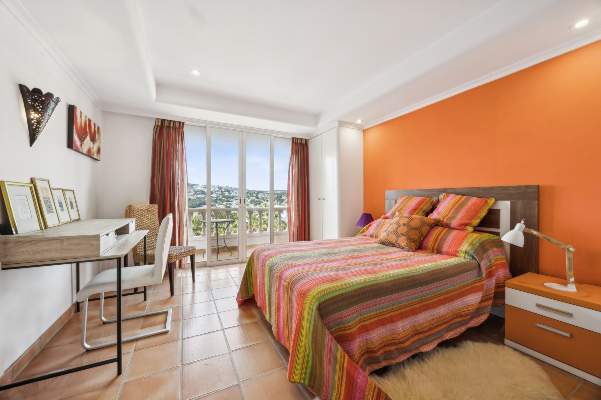 Neue Gebäude - Hotel -
Moraira - El Portet - Pla de Mar