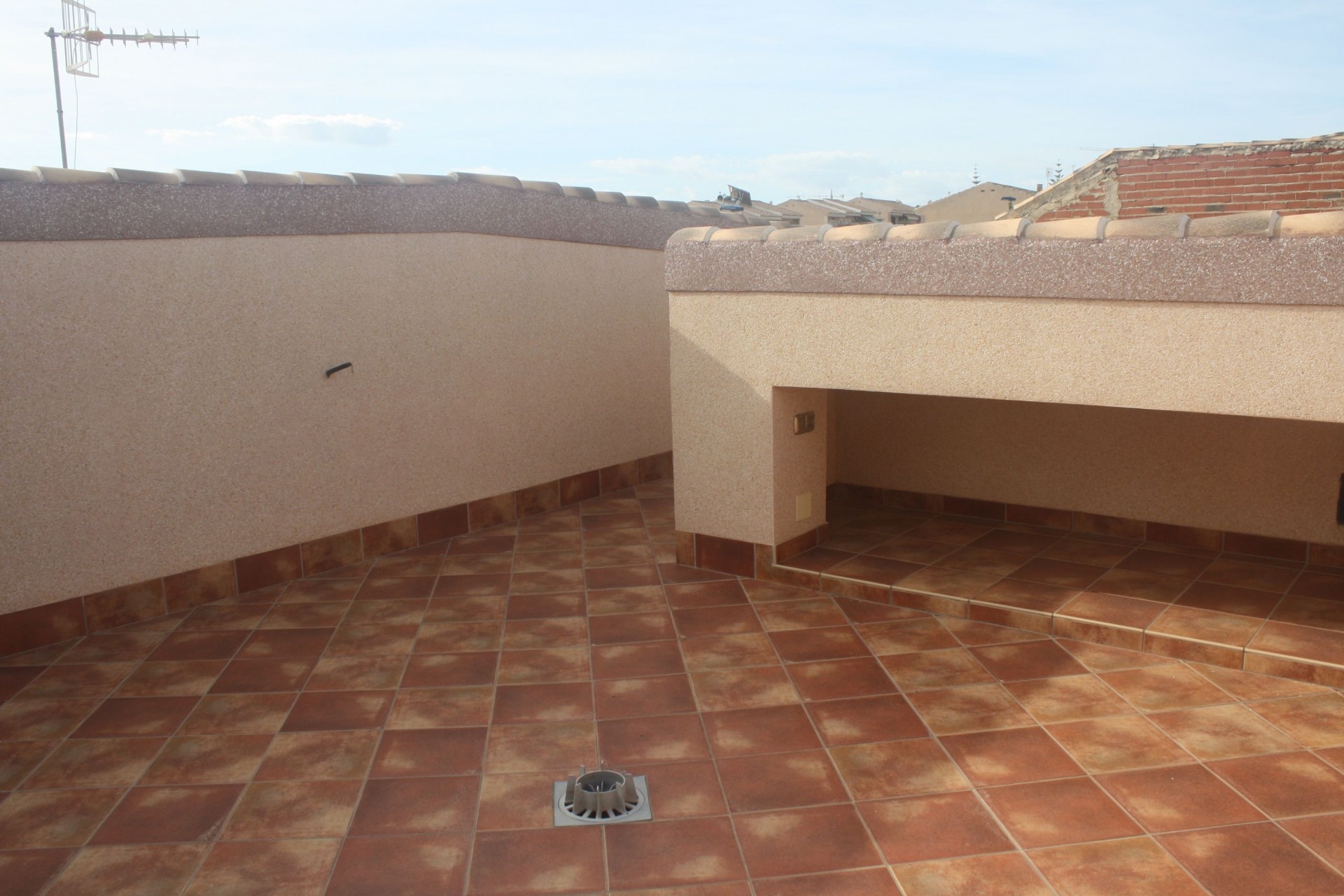 Neue Gebäude - Teilweise freistehend -
Torrevieja